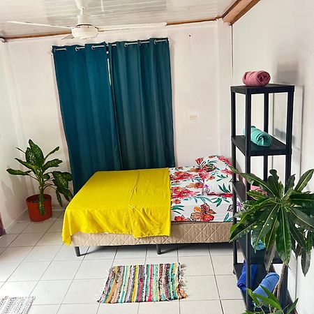 Mochis Apartman Quepos Kültér fotó