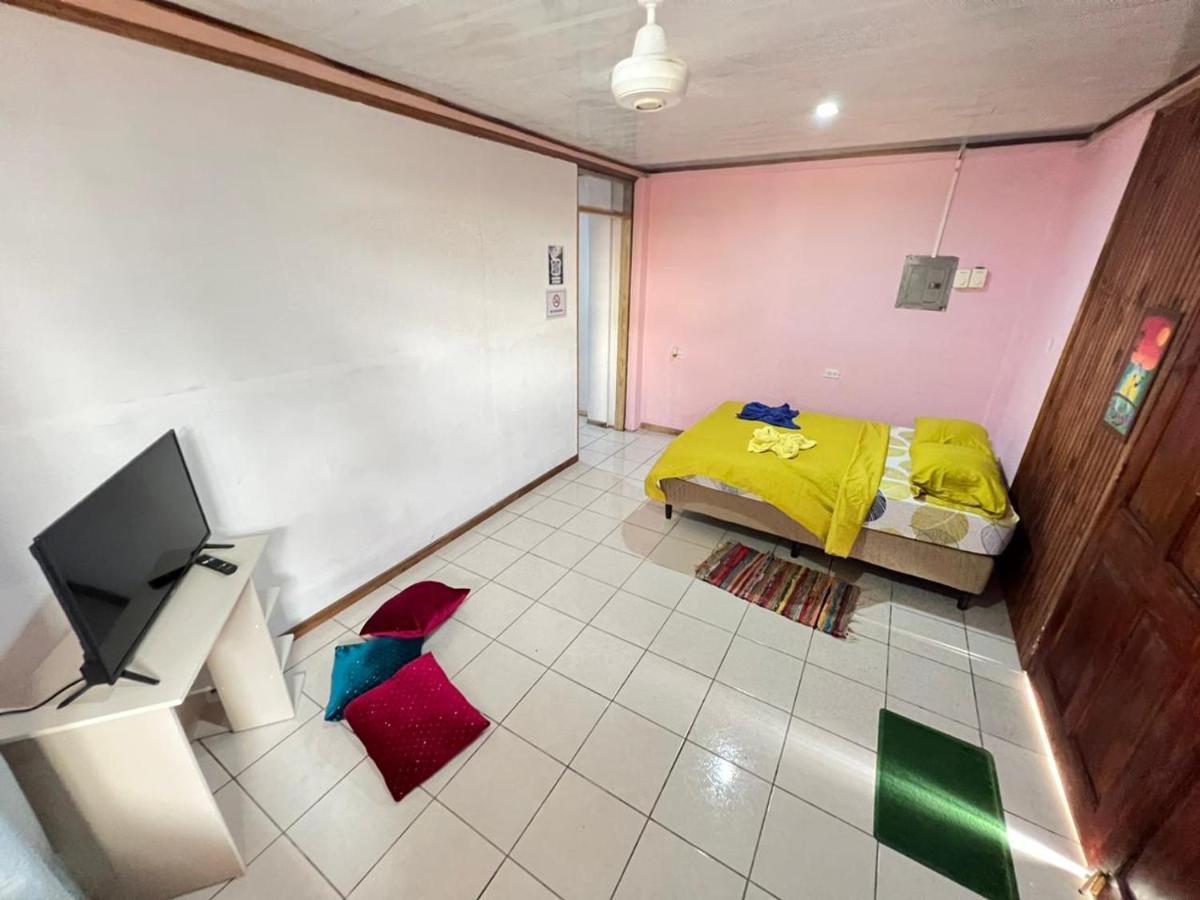 Mochis Apartman Quepos Kültér fotó